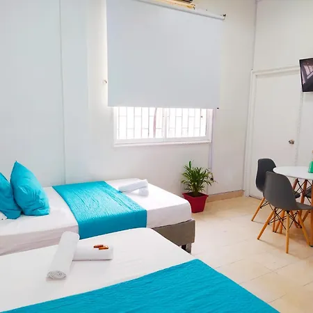 Apto Centro Comodo 3 Piso -- 1 Apartamento Cartagena