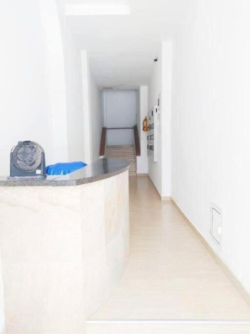 Apto Centro Comodo 3 Piso -- 1 Apartamento Cartagena